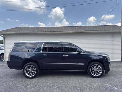 2020 Cadillac Escalade ESV Premium Luxury
