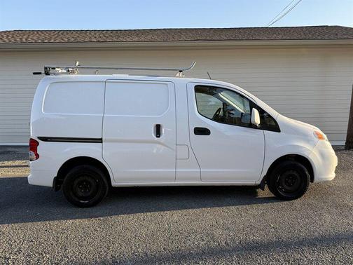 2017 Nissan NV200 SV