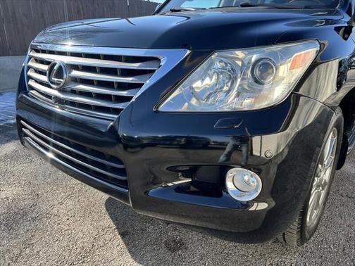 2011 Lexus LX 570 Base