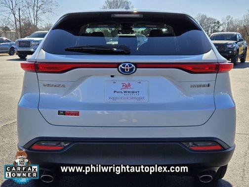 2022 Toyota Venza LE