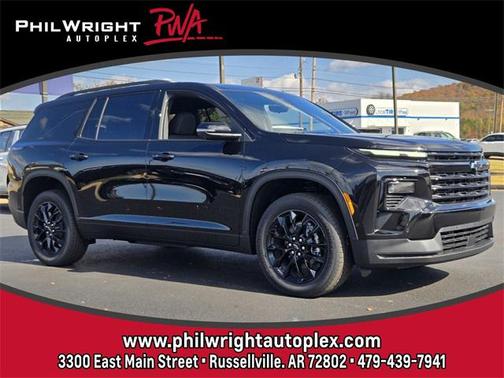 Mosaic Black Metallic 2026 Chevrolet Traverse LT SUV