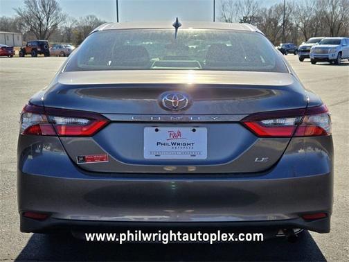 2021 Toyota Camry LE