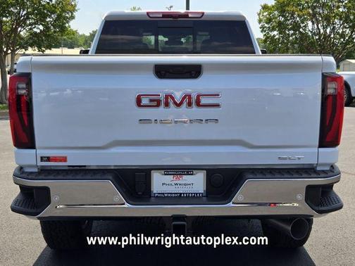 Glacier White Tricoat 2026 GMC Sierra 2500 SLT