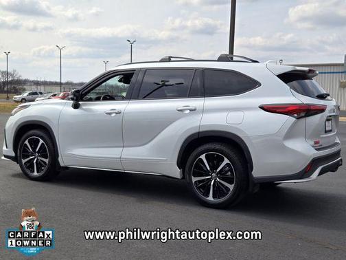 2022 Toyota Highlander XSE