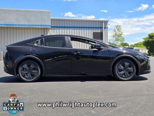 Midnight Black Metallic 2024 Toyota Prius LE