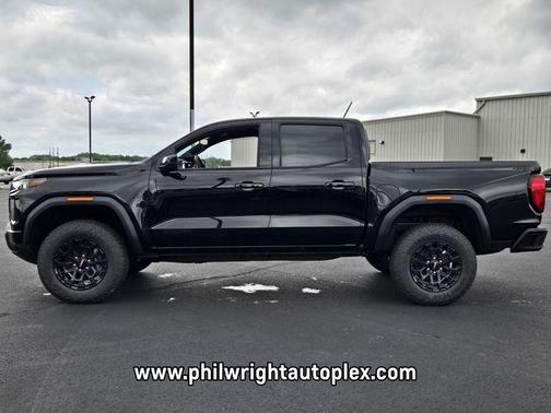 Onyx Black 2026 GMC Canyon Elevation