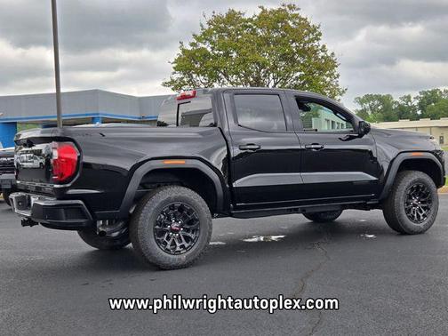 Onyx Black 2026 GMC Canyon Elevation