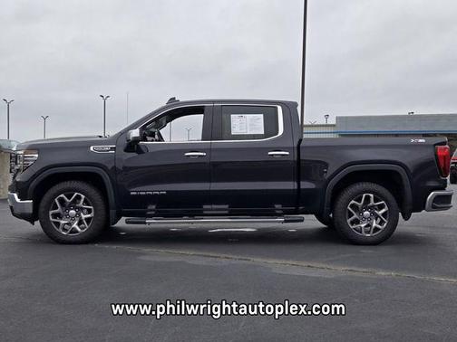 2022 GMC Sierra 1500 SLT