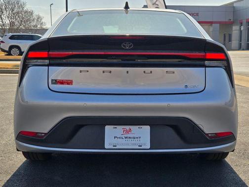 2026 Toyota Prius LE