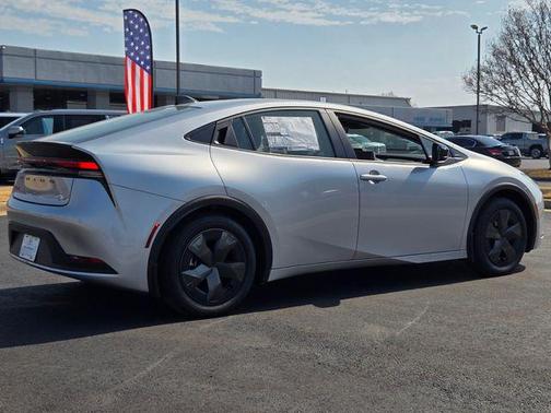 2026 Toyota Prius LE