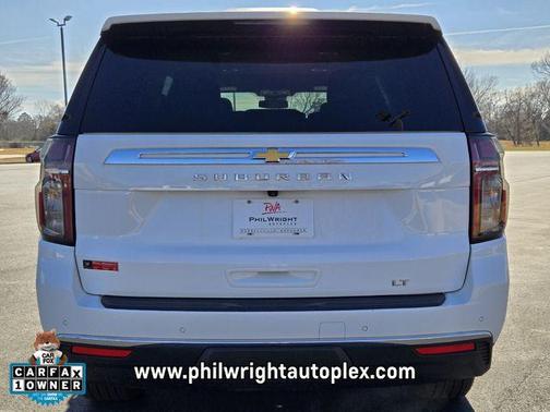 2023 Chevrolet Suburban LT