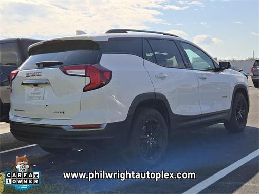 2023 GMC Terrain AWD AT4