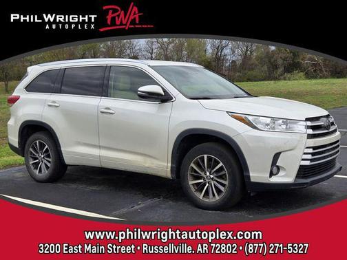 Blizzard Pearl 2018 Toyota Highlander XLE