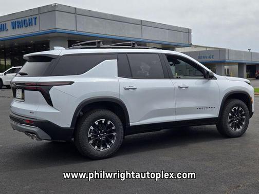 Polar White 2026 Chevrolet Traverse AWD Z71