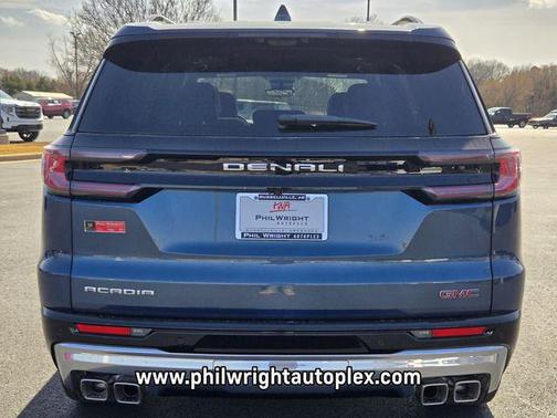 2026 GMC Acadia Denali