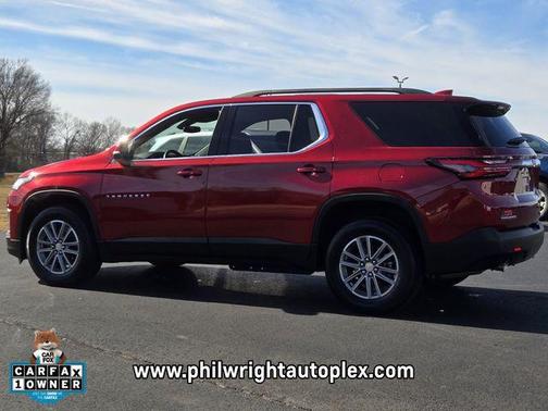 2023 Chevrolet Traverse LT Cloth