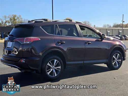 2017 Toyota RAV4 XLE