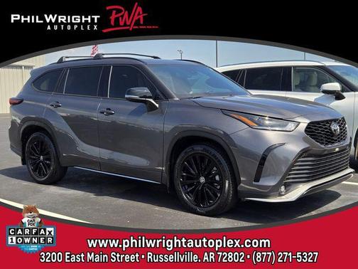Magnetic Gray Metallic 2024 Toyota Highlander XSE