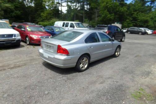 2005 Volvo S60 2.5T