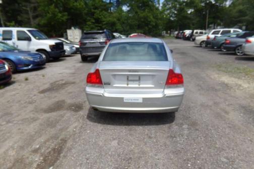 2005 Volvo S60 2.5T