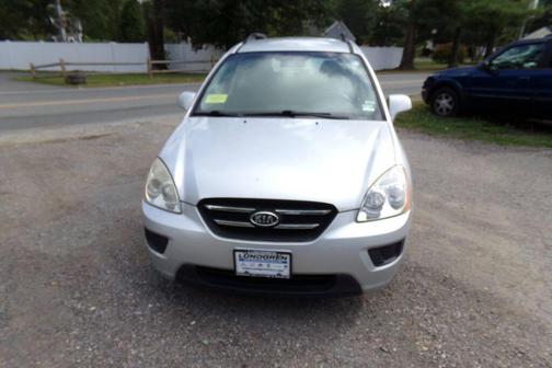 2009 Kia Rondo LX