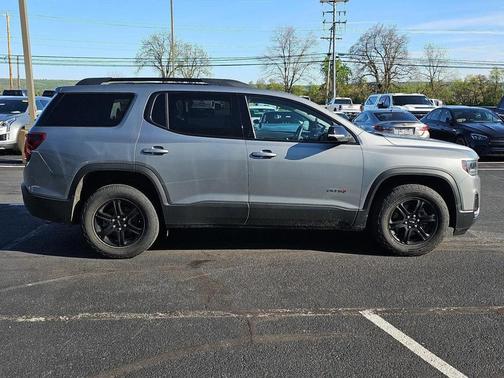 Sterling Metallic 2023 GMC Acadia AWD AT4