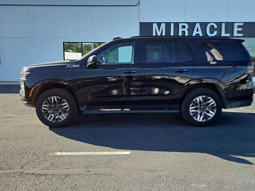 Black 2025 Chevrolet Tahoe 4WD Z71
