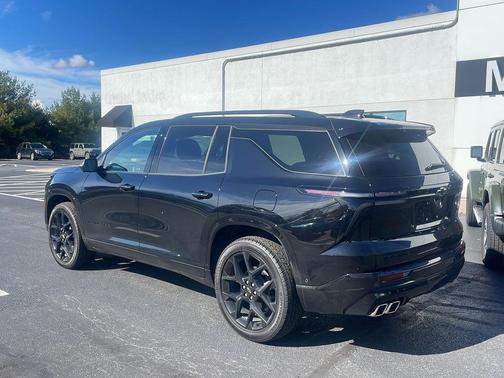 2024 Chevrolet Traverse RS