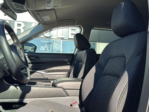 2024 Nissan Pathfinder S 4WD