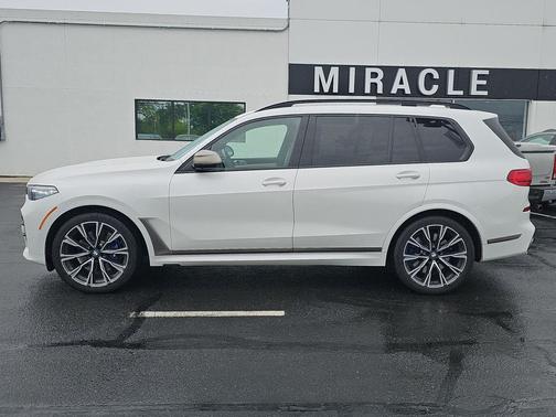 White 2020 BMW X7 M50i