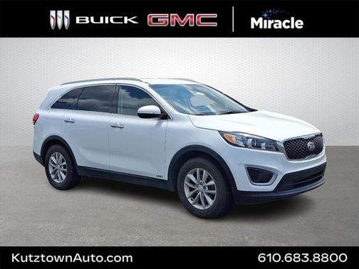 2018 Kia Sorento LX