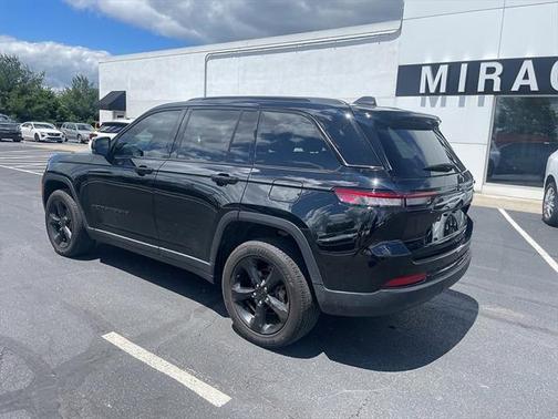 2023 Jeep Grand Cherokee Altitude