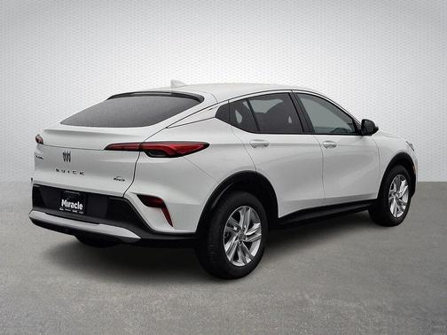 Summit White 2026 Buick Envista Preferred FWD