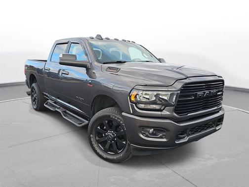 2020 RAM 2500 Big Horn Crew Cab 4X4 6'4' Box