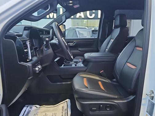 2025 GMC Sierra 2500 AT4