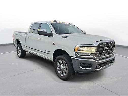 2019 RAM 2500 Limited Crew Cab 4x4 6'4' Box