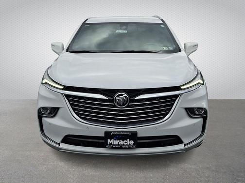 2023 Buick Enclave Essence AWD