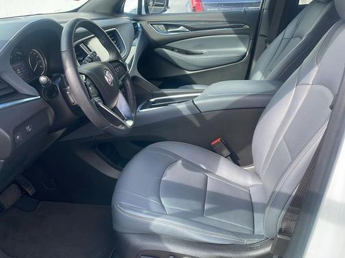 2023 Buick Enclave Essence AWD