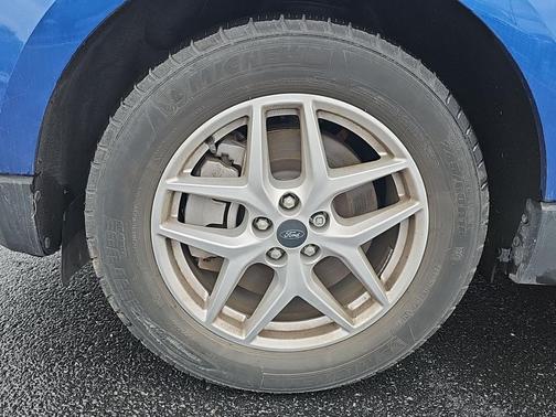 Atlas Blue Metallic 2023 Ford Edge SEL