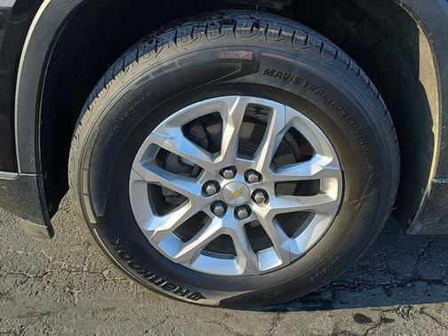 2018 Chevrolet Traverse LT Cloth