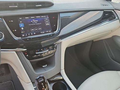 2024 Cadillac XT6 Premium Luxury AWD