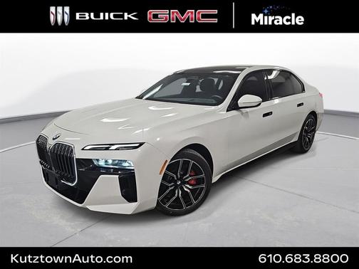 Mineral White Metallic 2024 BMW 760 xDrive