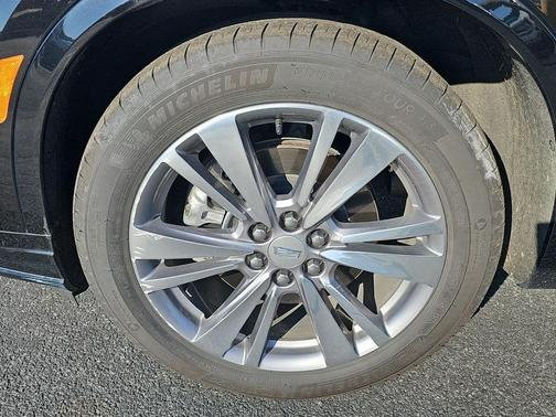 2025 Cadillac XT6 Premium Luxury AWD