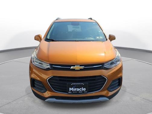 Orange Burst Metallic 2017 Chevrolet Trax LT