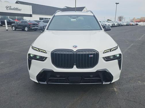 Alpine White 2023 BMW X7 M60i