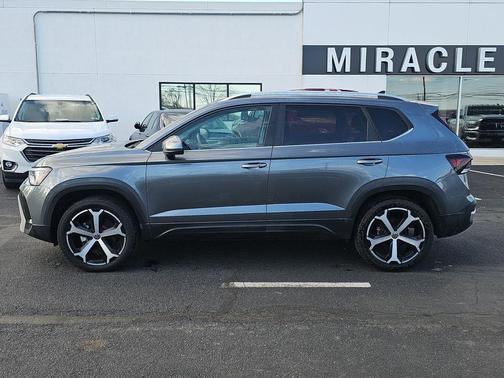 2025 Volkswagen Taos 1.5T SEL