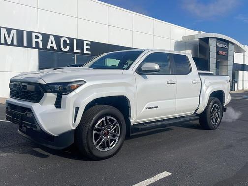2024 Toyota Tacoma TRD Sport