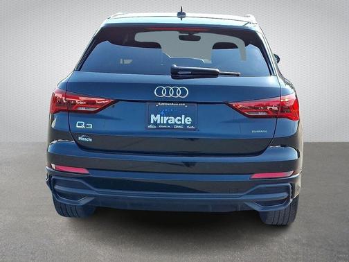 2024 Audi Q3 45 S line Premium Plus