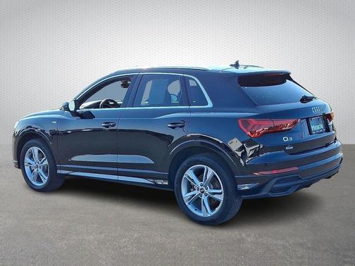 2024 Audi Q3 45 S line Premium Plus