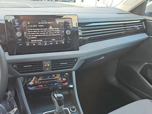 2025 Volkswagen Jetta 1.5T SE